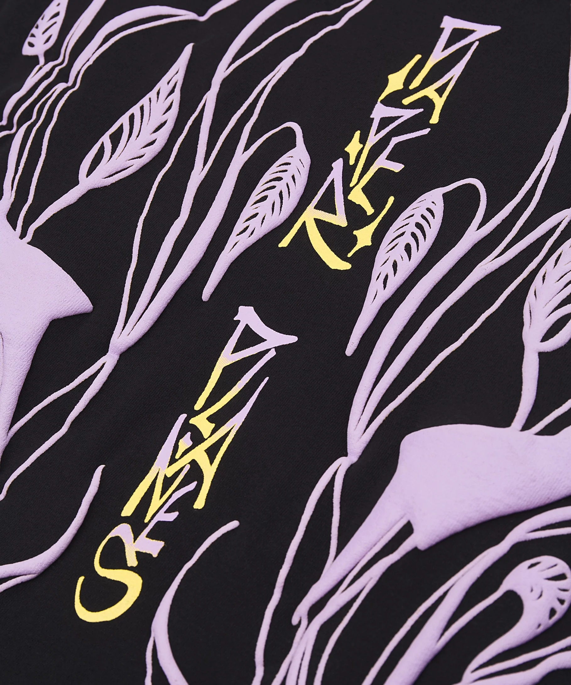 Flourish Long Sleeve Tee - Image 4