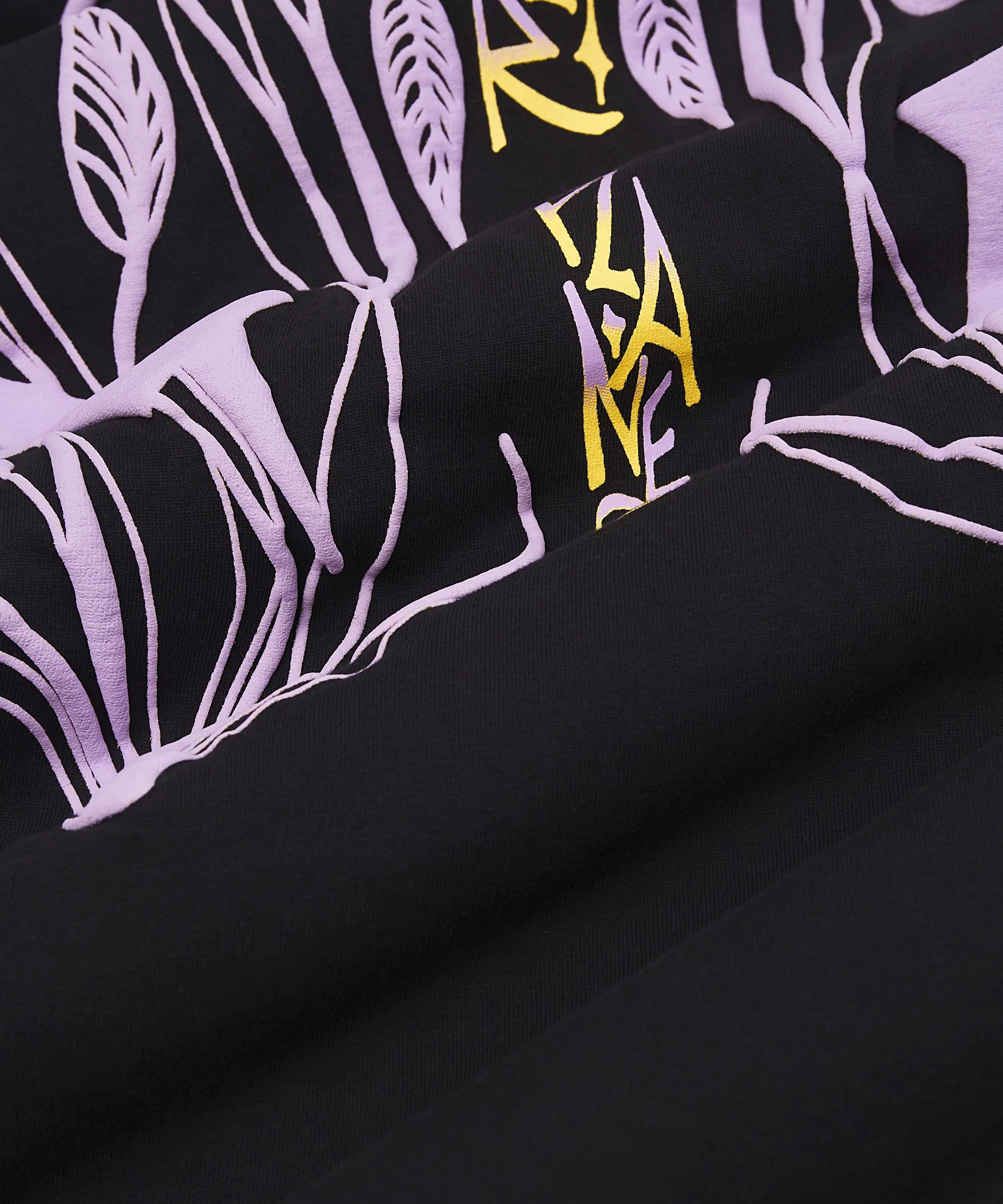 Flourish Long Sleeve Tee - Image 7