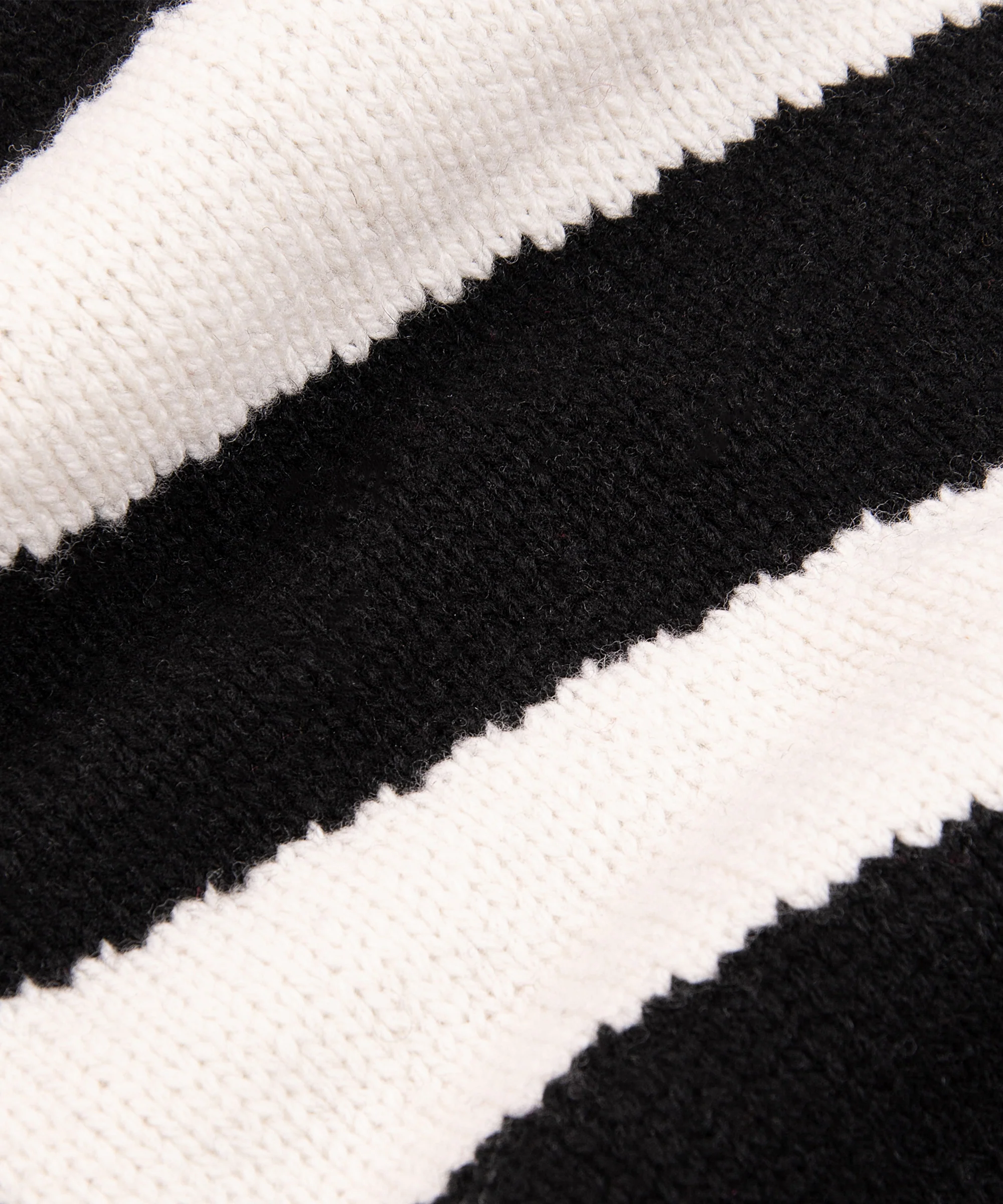Planes Stripe Scarf - Image 5