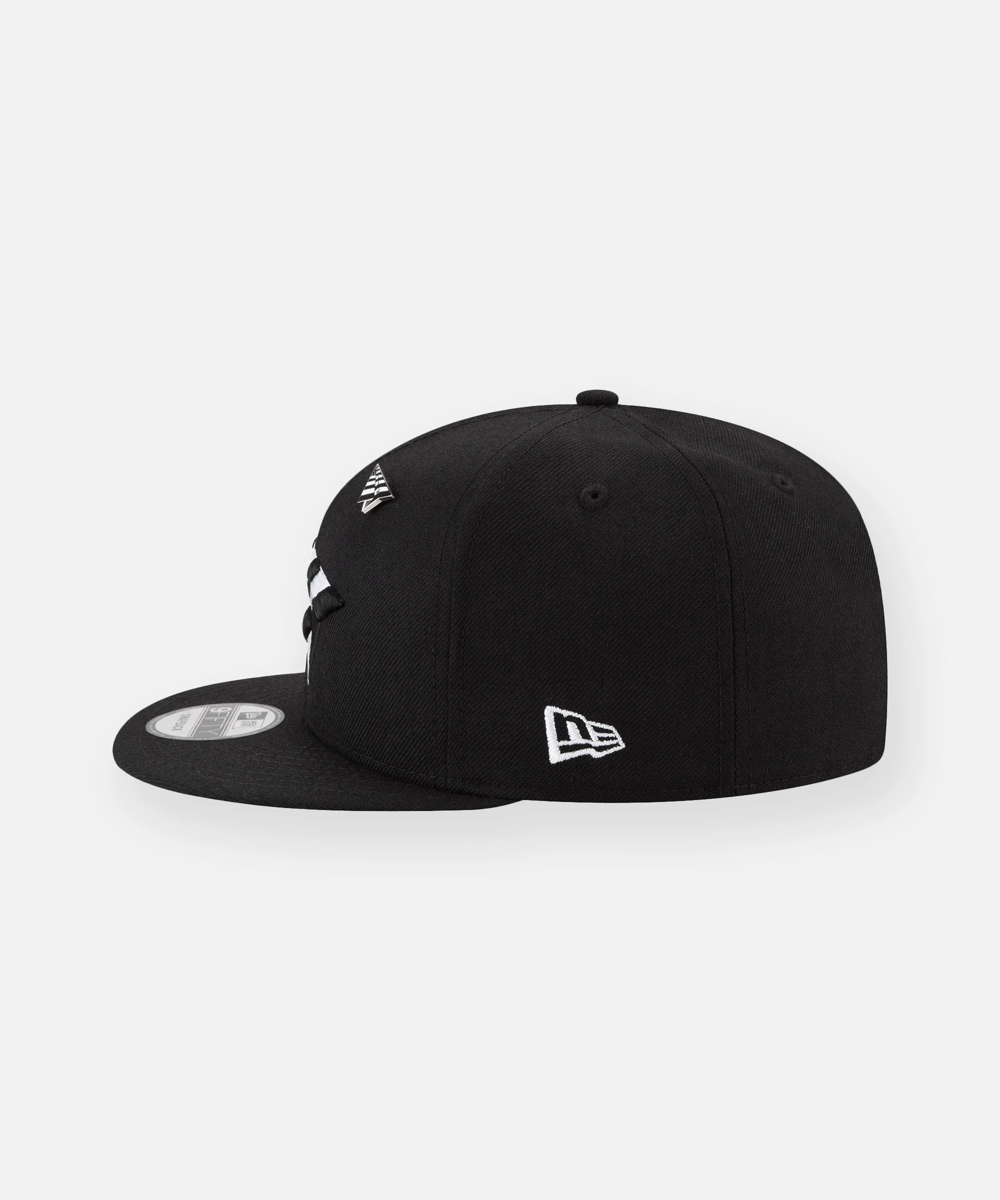The Original Crown 9Fifty Snapback with Green Undervisor - Image 4